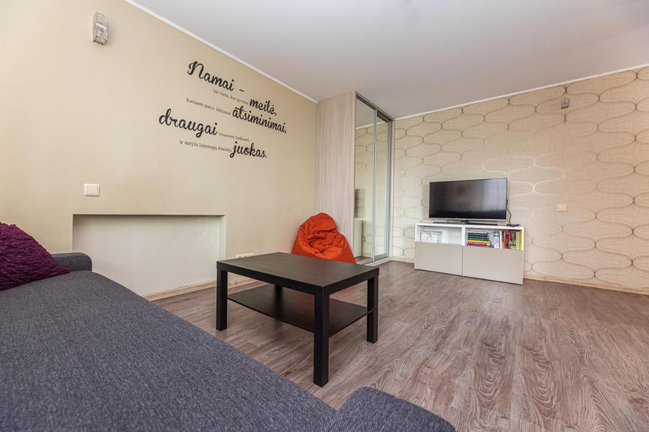 I. Kanto Apartamentai Lägenhet Klaipėda Exteriör bild